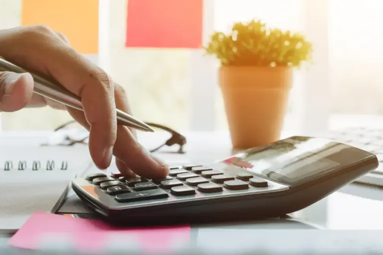 7 Bookkeeping Mistakes That Cost Abbotsford Small Businesses Time and Money