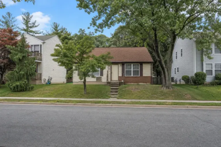 Selling a House As-Is in Woodbridge, VA: Repair, Disclosure, and Cash-Sale Choices